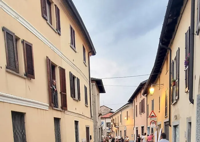 Tramonti E Laghi - Charming Couette-café